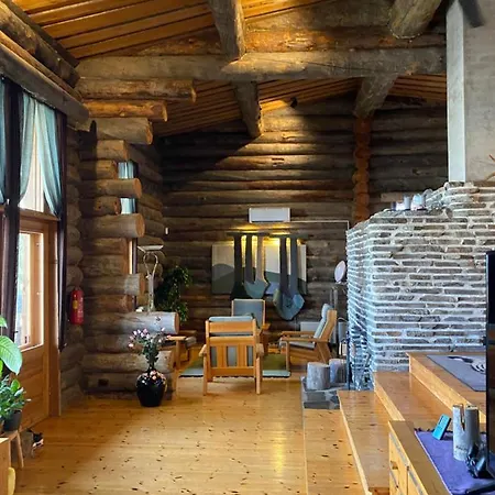 Muurla Homestay *